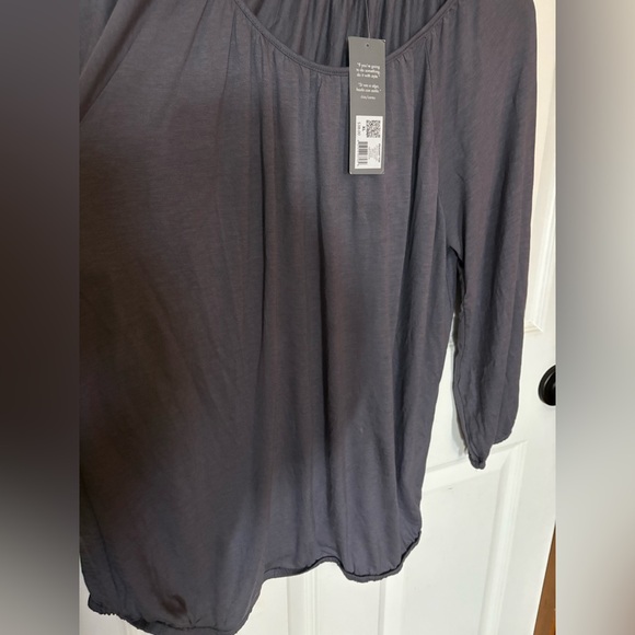 NWT Daisy Fuentes Top size XL - Picture 3 of 4
